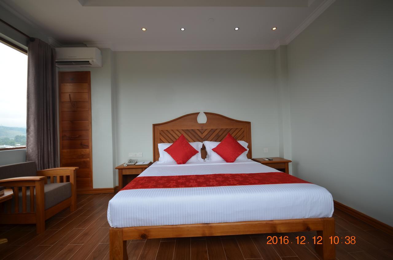 Hotel Thipaw สีป่อ ภายนอก รูปภาพ