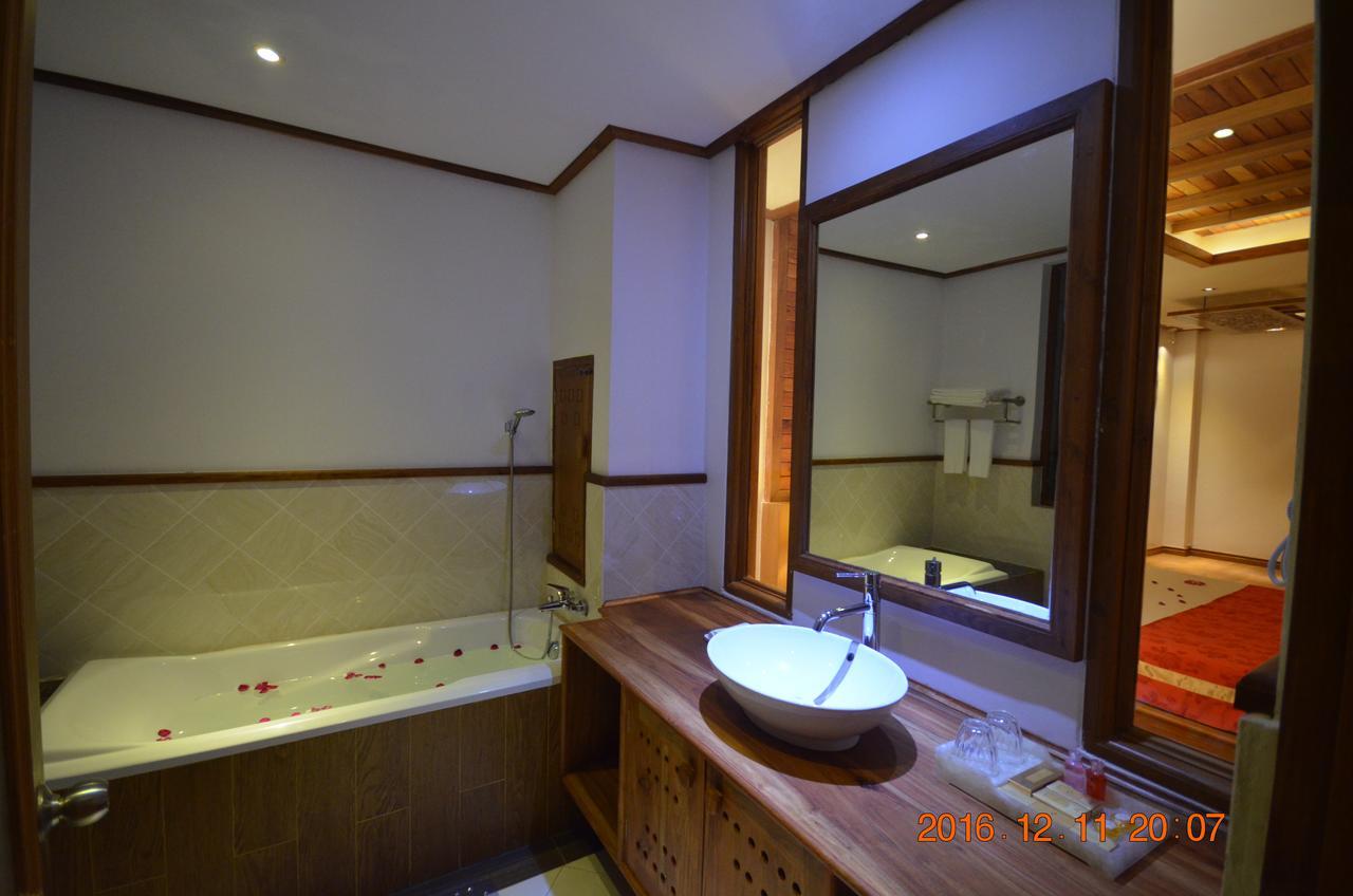 Hotel Thipaw สีป่อ ภายนอก รูปภาพ